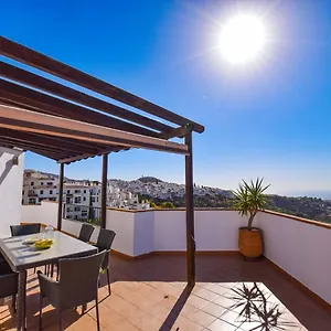 Penthouse: Poolside Retreat With Panoramic Views Apartment Frigiliana